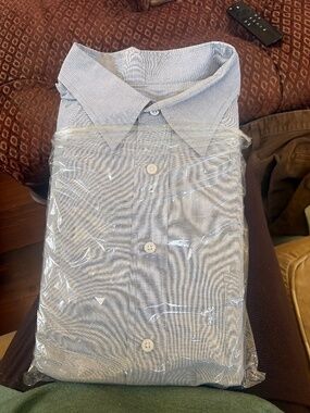 Long sleeve dress shirt